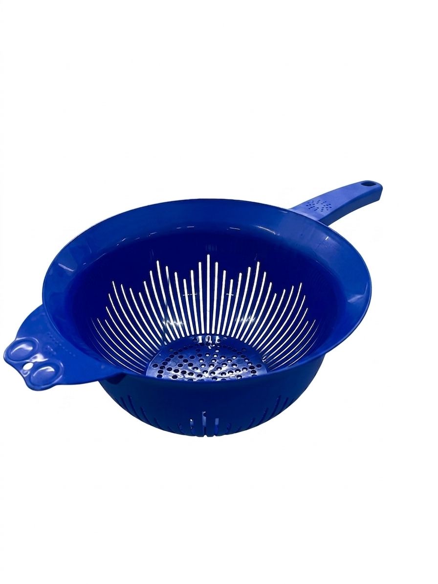 Strecuratoare din plastic cu maner lung si agatatoare laterala, pentru utilizare universala