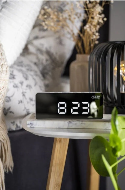 Ceas cu alarma AD 1189, Adler