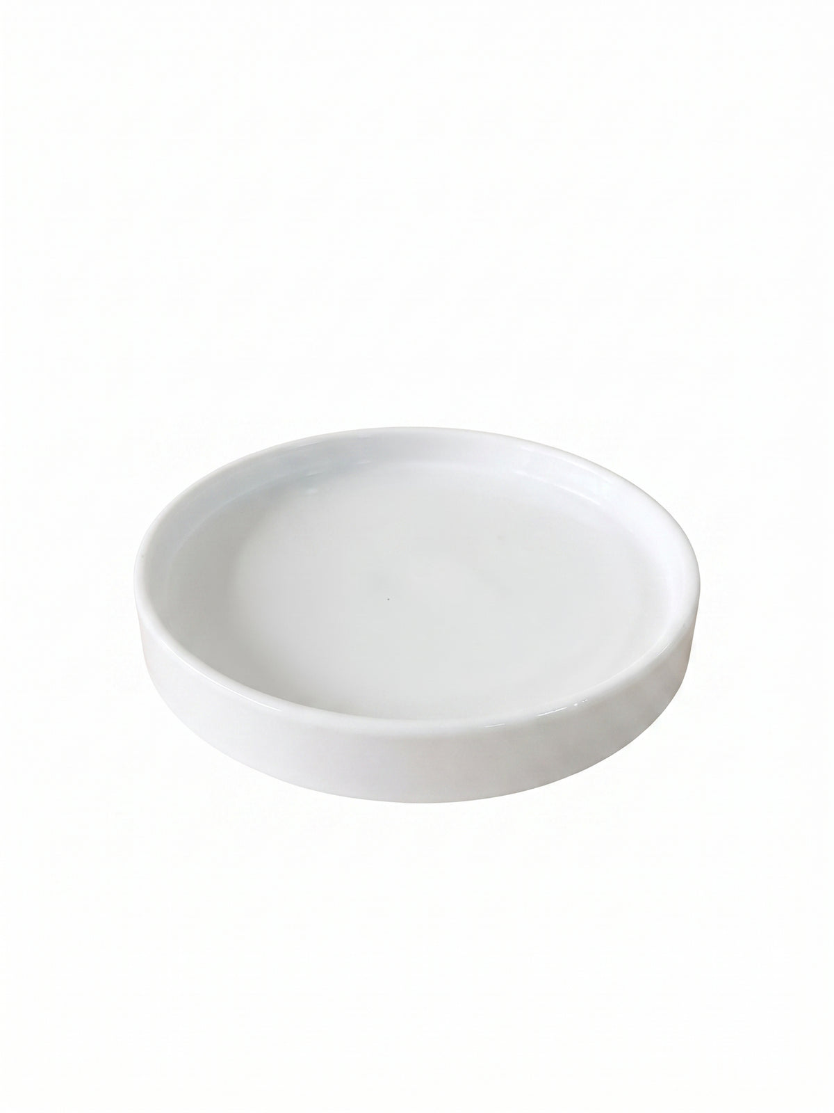 Farfurie mica/bol jos Gusto Gastronomia, portelan alb, diametru 15 cm, inaltime 2 cm.