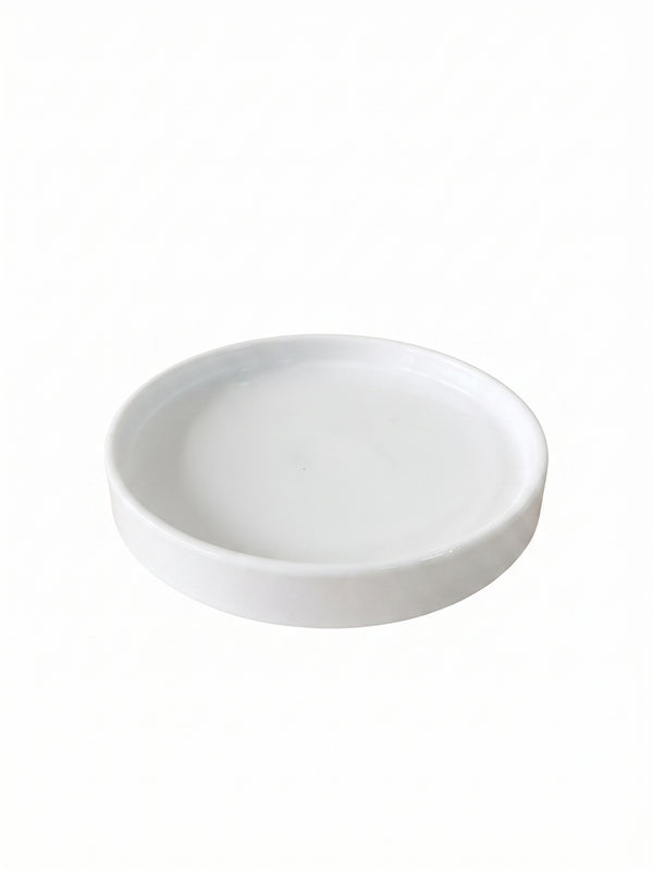 Farfurie mica/bol jos Gusto Gastronomia, portelan alb, diametru 15 cm, inaltime 2 cm.