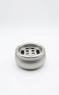 Scrumieră antivânt din inox, model rotund cu capac găurit – ideală pentru terasă, grădină și horeca