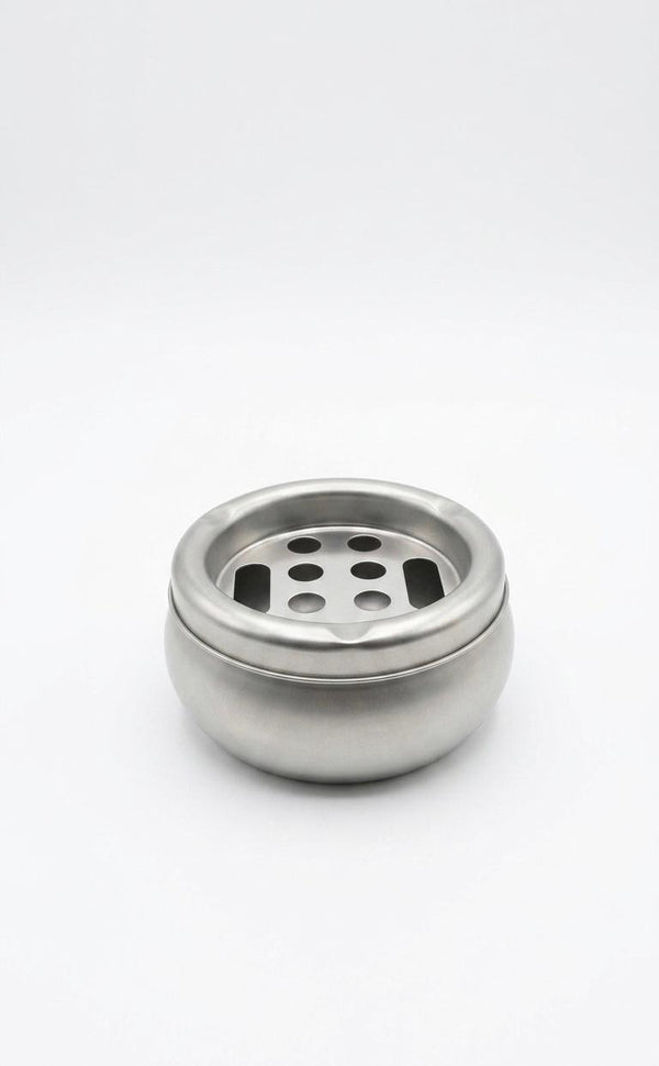 Scrumieră antivânt din inox, model rotund cu capac găurit – ideală pentru terasă, grădină și horeca
