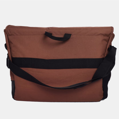 Geanta de umar pentru laptop, GermagTrend, potrivire laptop pana la 15.6", caramiziu