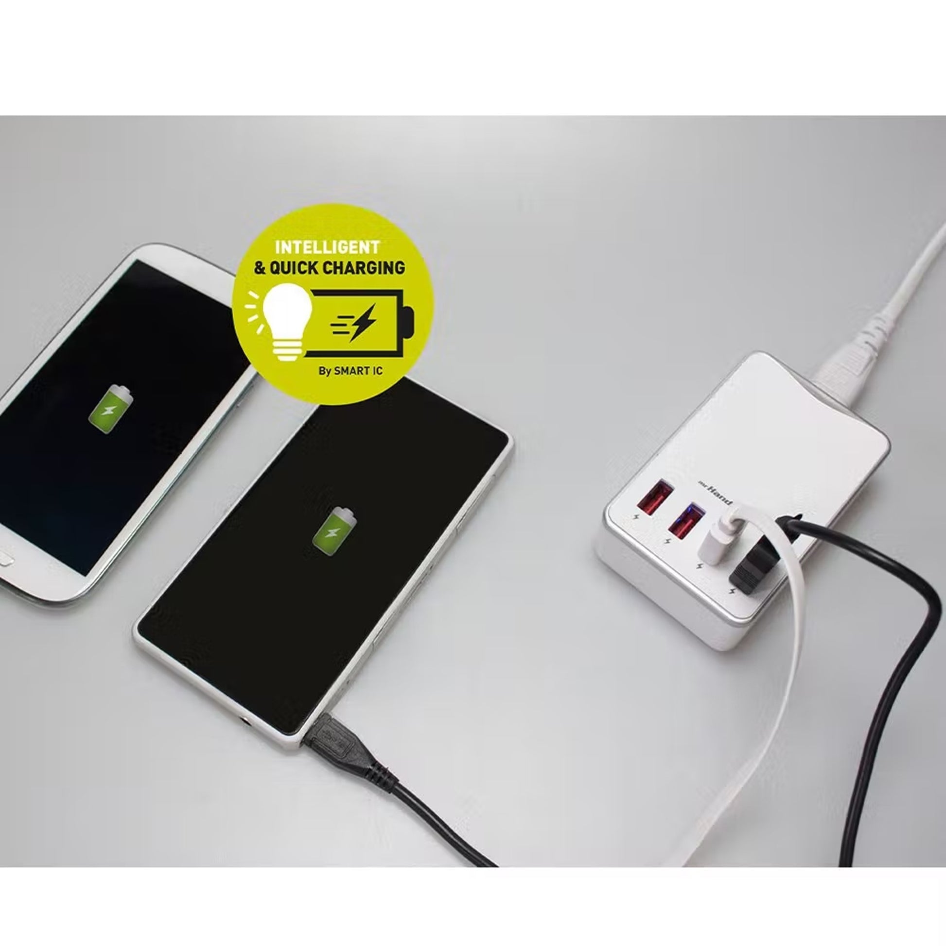 Incarcator USB cu 4 Porturi Quick Charge, maxim 6.2A,cu Multiple Protectii, Alb