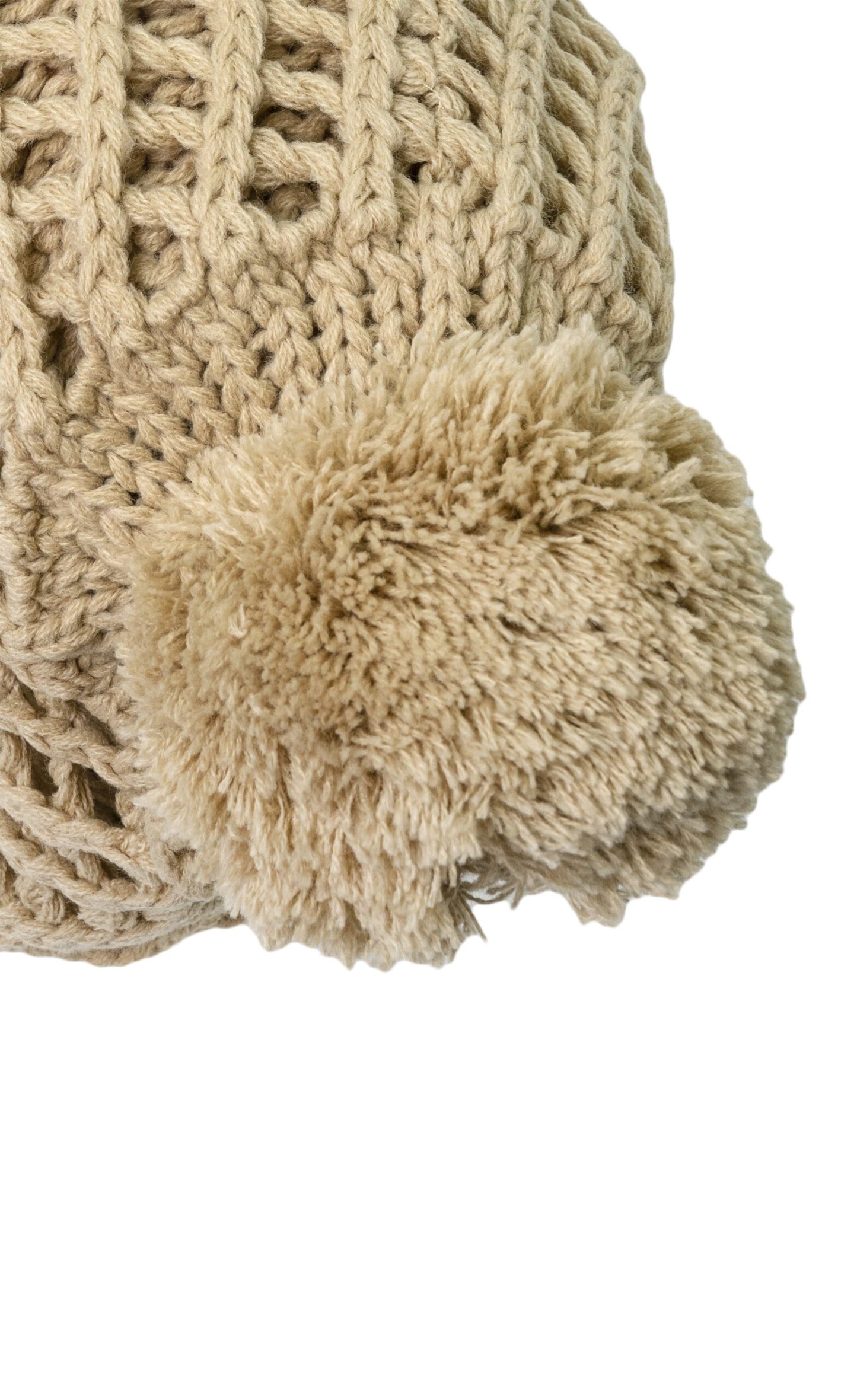 Caciula tricotata cu ciucure, GermagTrend, culoare crem, femei, 807307